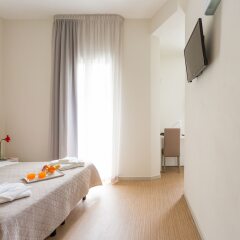 Hotel Amicizia Rimini сейф в номере фото 2