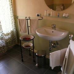 Отель Agriturismo La Riccardina Будрио ванная