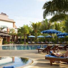 Отель Phuket Chaba Hotel Таиланд, Пхукет - 1 отзыв об отеле, цены и фото номеров - забронировать отель Phuket Chaba Hotel онлайн бассейн