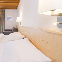 Hotel Gasthof Zum Kirchenwirt Пух-Халлайн комната для гостей фото 4
