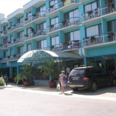 Zefir Hotel парковка