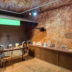 Desert Cave Hotel питание