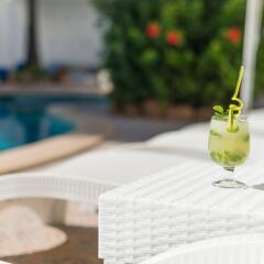 Hotel Casa Bauza спортивное сооружение