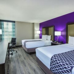 Отель La Quinta Inn & Suites Effingham комната для гостей фото 4