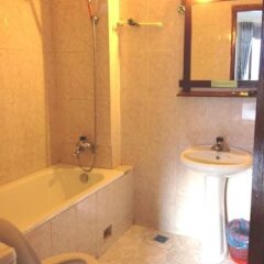 Отель Casablanca Sapa Hotel Вьетнам, Шапа - отзывы, цены и фото номеров - забронировать отель Casablanca Sapa Hotel онлайн ванная фото 2
