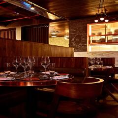 The Renwick Hotel New York City, Curio Collection by Hilton питание