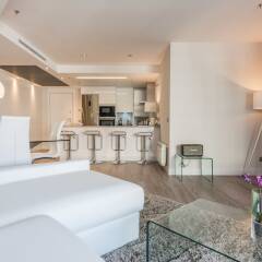 Отель Torre de Madrid Boutique - MADFlats Collection комната для гостей фото 5