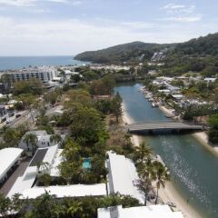 Отель Caribbean Noosa Австралия, Нуза-Хедc - отзывы, цены и фото номеров - забронировать отель Caribbean Noosa онлайн пляж фото 2