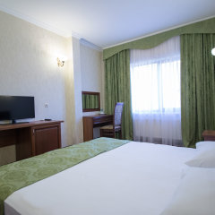 Гостиница Аврора в Краснодаре 5 отзывов об отеле, цены и фото номеров - забронировать гостиницу Аврора онлайн Краснодар удобства в номере фото 2