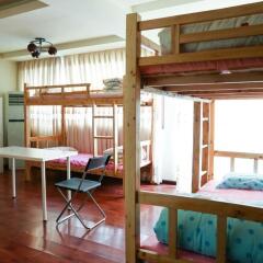 Chengdu Bling Bling Hostel детские мероприятия фото 2