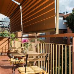 Апартаменты Lovely Central Apartment балкон