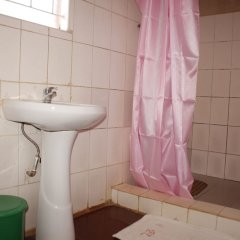 Fresh Air Lodge in Mpika, Zambia from 196$, photos, reviews - zenhotels.com bathroom