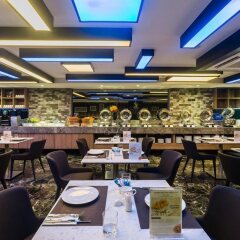 Отель Citrus Suites Sukhumvit 6 By Compass Hospitality Бангкок питание