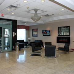 Отель Best Western Plus Travel Hotel Toronto Airport Канада, Торонто - отзывы, цены и фото номеров - забронировать отель Best Western Plus Travel Hotel Toronto Airport онлайн интерьер отеля фото 2