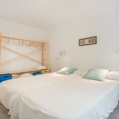Отель Apartamentos Sa Torre комната для гостей фото 2