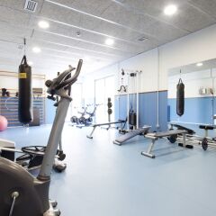 Отель Residencia Manuel Agud Querol (Centro Adscrito a la REAJ) Испания, Сан-Себастьян - отзывы, цены и фото номеров - забронировать отель Residencia Manuel Agud Querol (Centro Adscrito a la REAJ) онлайн фитнесс-зал фото 2