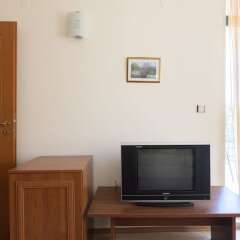 Апартаменты Two Bedroom Apartment with Kitchen удобства в номере фото 2