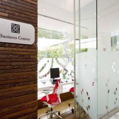 Отель Hilton Garden Inn Rome Claridge спортивное сооружение