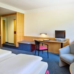 Отель Austria Trend Hotel Lassalle Wien Австрия, Вена - 3 отзыва об отеле, цены и фото номеров - забронировать отель Austria Trend Hotel Lassalle Wien онлайн удобства в номере фото 2