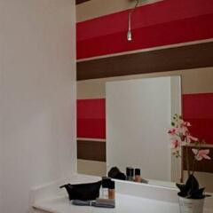 Отель High Street Townhouse сейф в номере