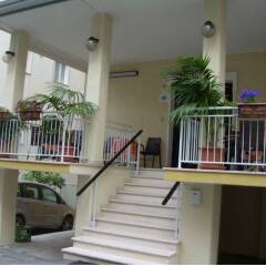 Hotel Vienna Римини балкон