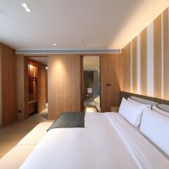 Отель Joyze Hotel Xiamen, Curio Collection by Hilton Китай, Сямынь - отзывы, цены и фото номеров - забронировать отель Joyze Hotel Xiamen, Curio Collection by Hilton онлайн комната для гостей фото 2