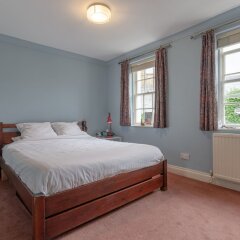 Апартаменты 2 Bedroom Apartment Near Finsbury Park комната для гостей фото 5