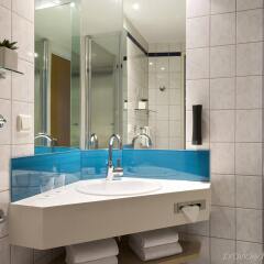 Отель Holiday Inn Express Berlin City Centre ванная