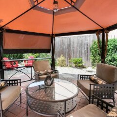 Отель English Bay Inn Bed and Breakfast Канада, Ванкувер - отзывы, цены и фото номеров - забронировать отель English Bay Inn Bed and Breakfast онлайн