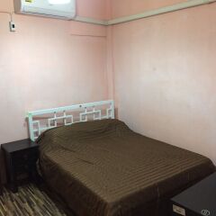 Отель BiG Orange Localstay@Siam сейф в номере