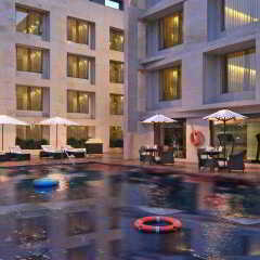 Отель Four Points By Sheraton Jaipur бассейн