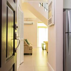 Отель Eight 24 by Pro Homes Jamaica Ямайка, Кингстон - отзывы, цены и фото номеров - забронировать отель Eight 24 by Pro Homes Jamaica онлайн интерьер отеля фото 2