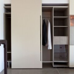 Отель Life Gallery сейф в номере