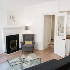 Отель West End One комната для гостей