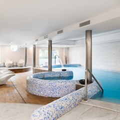 Eurostars Hotel Real бассейн фото 3