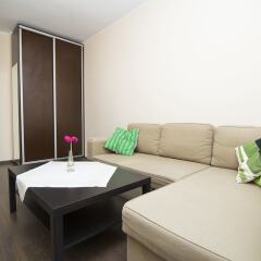 Апартаменты Rent A Flat apartments - Korzenna St. комната для гостей фото 3