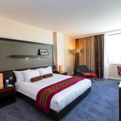 Отель Hilton London Canary Wharf комната для гостей