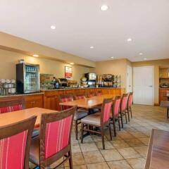 Отель Comfort Inn & Suites North Vancouver Канада, Аптаун - отзывы, цены и фото номеров - забронировать отель Comfort Inn & Suites North Vancouver онлайн питание фото 3