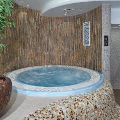 Wellton Riga Hotel & SPA бассейн фото 2