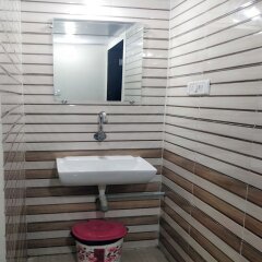 Hilal Dormitory in Mumbai, India from 46$, photos, reviews - zenhotels.com bathroom