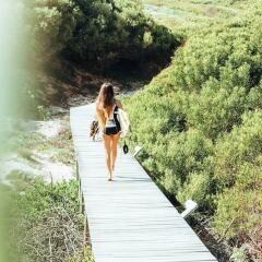 Отель Surf Lodge South Africa