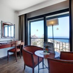 Отель Golden Tulip Vivaldi Hotel Мальта, Сан Джулианс - 2 отзыва об отеле, цены и фото номеров - забронировать отель Golden Tulip Vivaldi Hotel онлайн удобства в номере