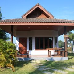 Отель Waterside Resort комната для гостей