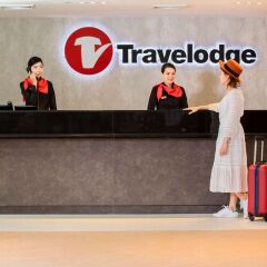 Отель Travelodge Sukhumvit 11 интерьер отеля