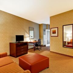 Отель Hilton Garden Inn Ottawa Airport Канада, Оттава - отзывы, цены и фото номеров - забронировать отель Hilton Garden Inn Ottawa Airport онлайн удобства в номере фото 2