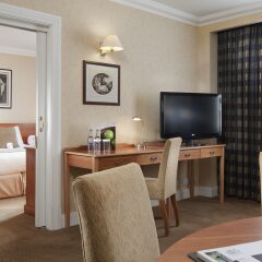 Отель Holiday Inn London Kensington Forum удобства в номере