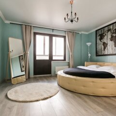 Гостиница MaxRealty24 Putilkovo, Skhodnenskaya 7 Deluxe в Москве отзывы, цены и фото номеров - забронировать гостиницу MaxRealty24 Putilkovo, Skhodnenskaya 7 Deluxe онлайн Москва комната для гостей фото 2