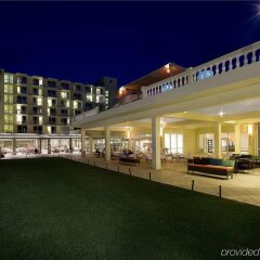 Отель Hilton Rose Hall Resort & Spa - All Inclusive Ямайка, Монтего-Бей - отзывы, цены и фото номеров - забронировать отель Hilton Rose Hall Resort & Spa - All Inclusive онлайн помещение для мероприятий