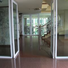 Апартаменты Chateau Vista Serviced apartment с домашними животными
