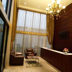 Alisha Court Hotel & Residence Бангкок интерьер отеля фото 2